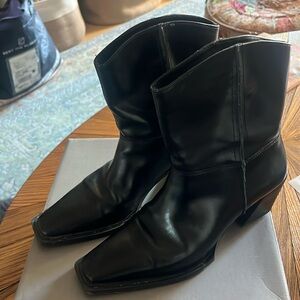 Vagabong Alina Riding Boots. Like NEW!
